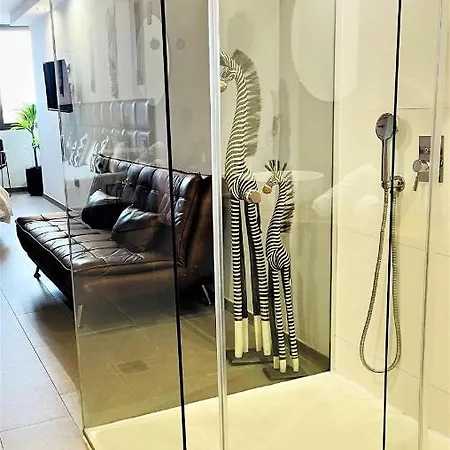 Apartment Poem By Airnest Las Palmas / Gran Canaria