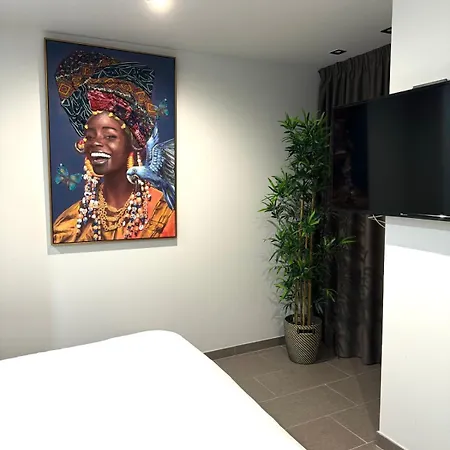 Apartment Poem By Airnest *