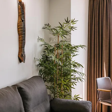 Appartement Poem By Airnest *