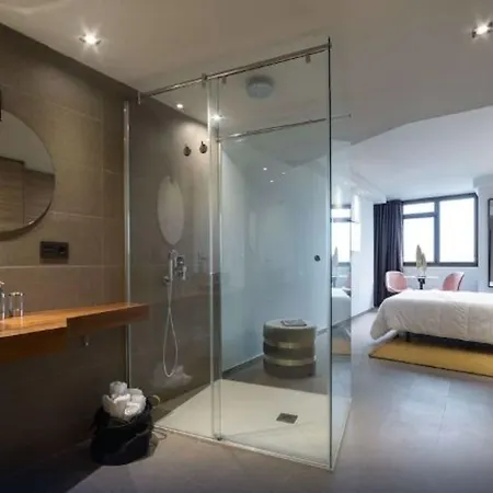 Poem By Airnest Apartment *