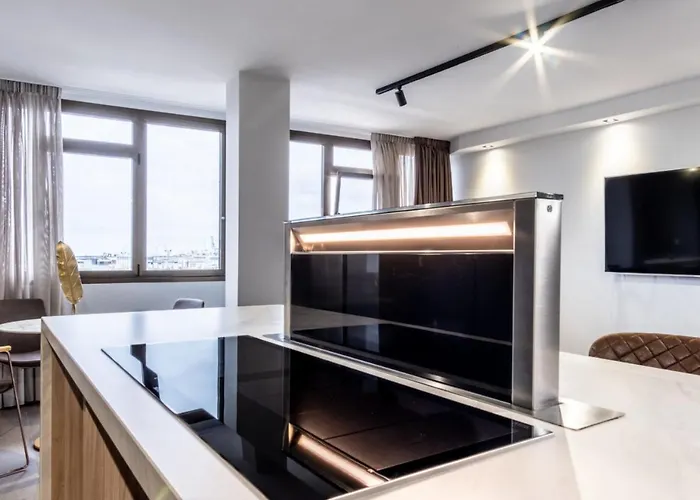 Poem By Airnest Appartement *